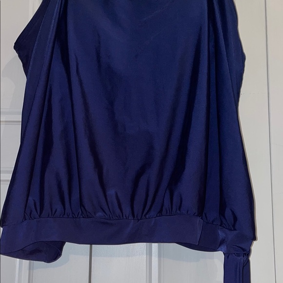 Asymmetrical Blue Sleeveless Camisole Swim Top - Picture 4 of 8